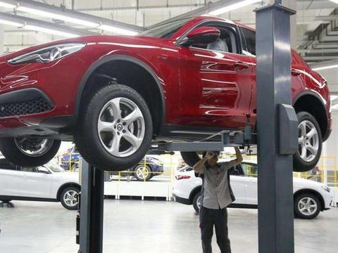 暑期长途自驾游，别忘了检查一下车辆的这些地方