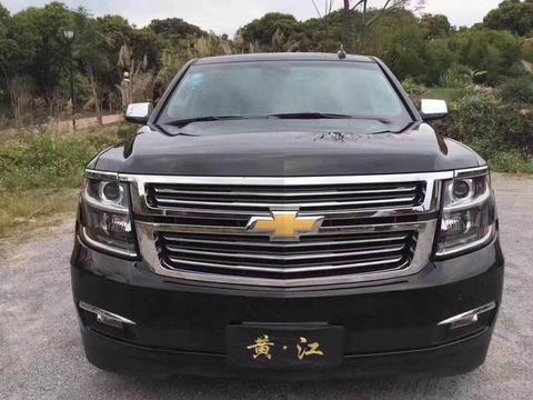 实拍雪佛兰萨博班售价63万，外观硬朗霸气，动力充沛、空间宽敞