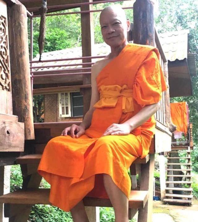 四大癫王:蓝洁瑛陈宝莲去世,洪朝丰重出江湖,蔡枫华胖得认不出