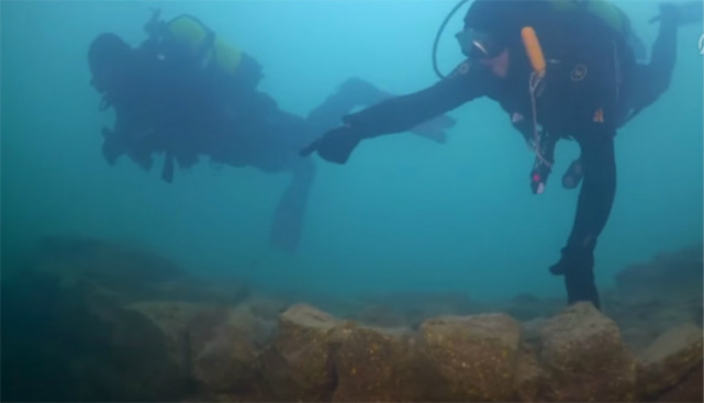 湖底惊现3000年前城堡废墟,揭开古奴隶制王国面纱