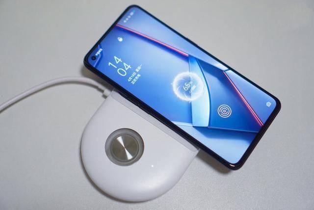 什么样的手机能无线快充 108d-iwhseiu8212914.jpg