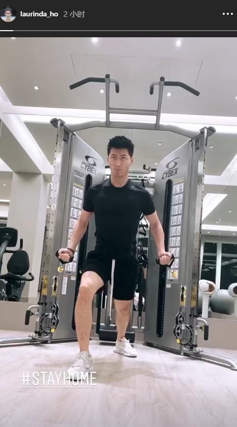 何超莲窦骁疑已同居 何超莲公开动态暴露了两人许多小秘密