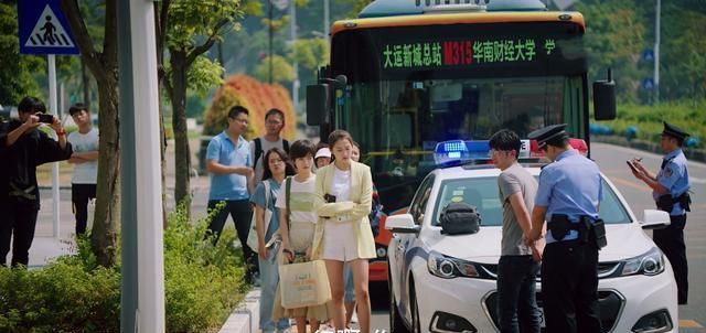 《二十不惑》关晓彤正义的化身遭遇罗艳的指责,网友:农夫与蛇