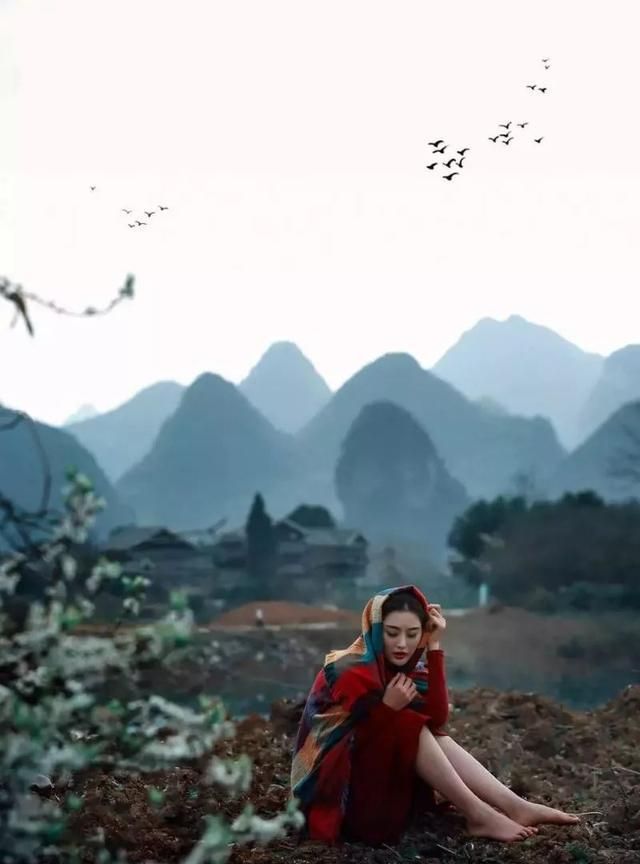 翰林画苑:席慕蓉《回眸》,美到心碎!