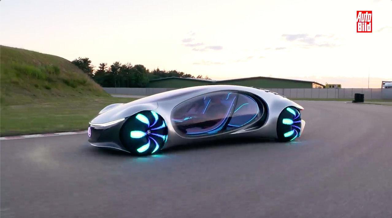 视频:梦幻般的未来汽车!外媒体验奔驰vision avtr概念车