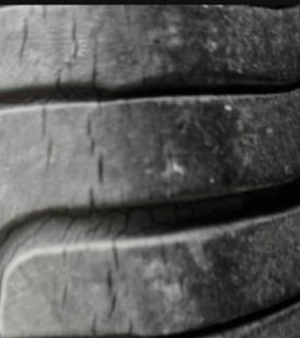 汽车轮胎多少公里换一次比较好？