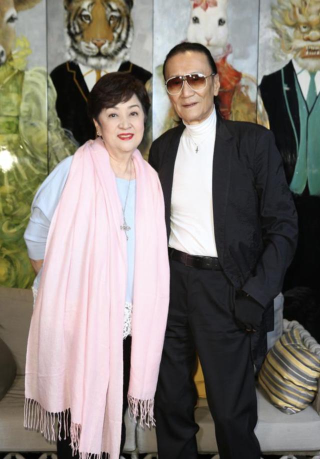 甄珍72岁生日前夫谢贤送祝福,两人离婚逾40年,老来破冰情谊不减