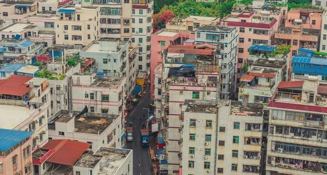 小伙惊呼:出门打工漂泊在外,有了这几件家电家具,才有家的感觉