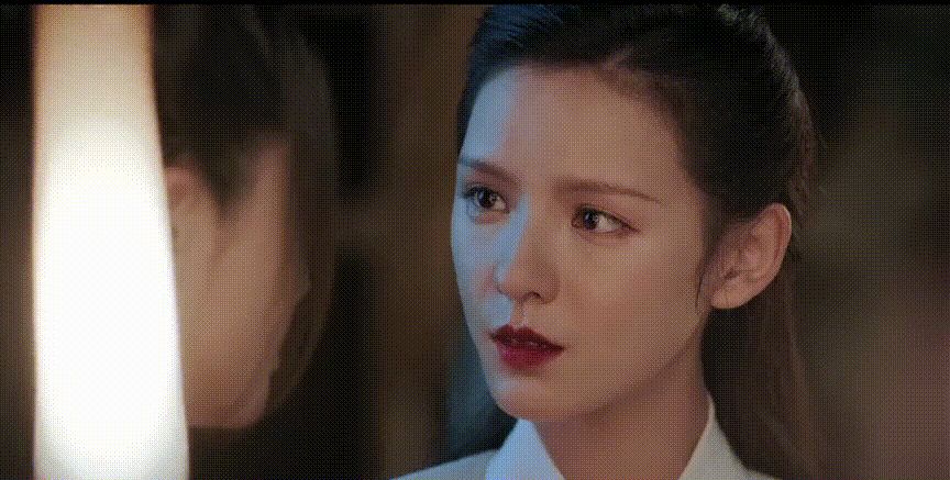 《美人皮》:张予曦红装惊艳,可惜还是被摄像师和灯光师坑死了!