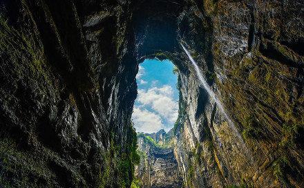 2019五一节重庆洪崖洞旅游人数(重庆洪崖洞旅游景点)(图2) 重庆旅游,通往各景区方便快捷的直通车你