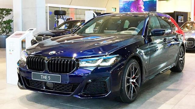 宝马5系旅行版实拍图曝光 预计年内引入国内市场