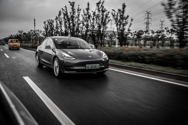 试驾国产特斯拉model3,标杆谁来撼动?