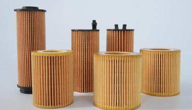 汽车百科知识机油篇：机滤使用寿命比机油短吗？如何选择机油机滤