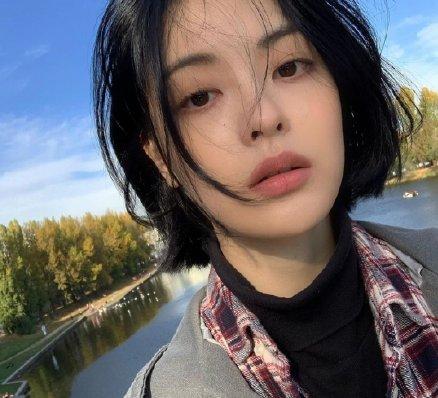 盐系女生发型,时而清冷柔美,时而精致英气