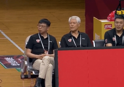 昨天大骂裁判的浙江队总经理,他曾经也是个裁判|浙江队|裁判|方俊