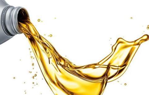 去保养汽车时不知道换什么机油合适，这几种你应该了解一下