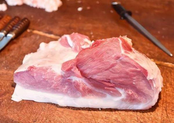 买猪肉时怎么避免买到猪婆肉记住以下两点一挑一个准
