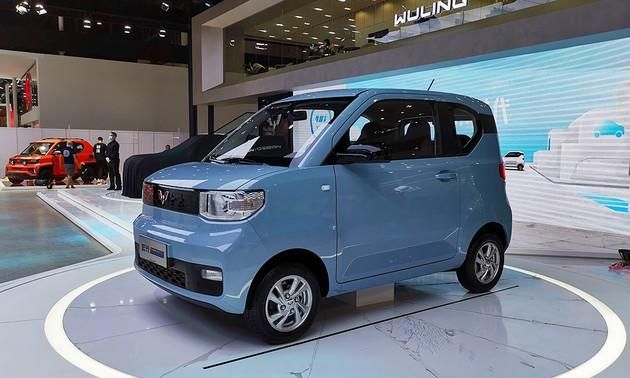 2020款五菱宏光mini,五菱宏光mini2020款 在今天开幕的2020成都车展上,上汽通用五菱旗下微型电动车宏光mini ev