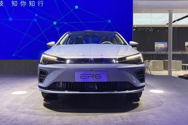 NEDC续航620km,荣威R ER6成都车展亮相,预售价16~22万元