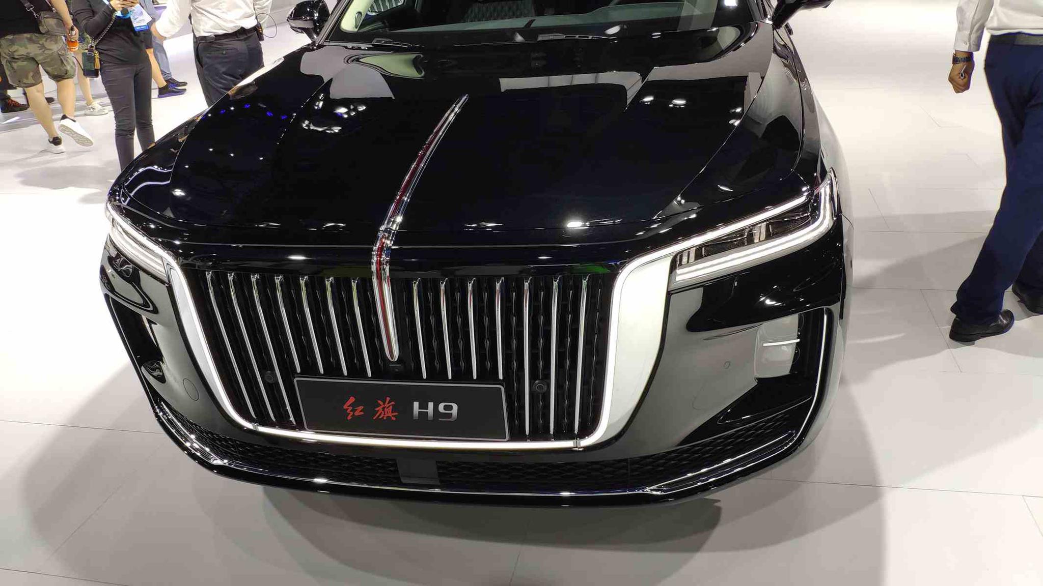 2020款红旗h9suv,红旗h9图片外观 2020年成都车展:红旗h9实车