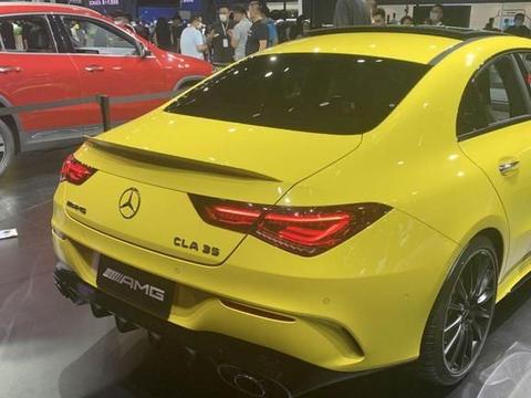 奔驰AMG亮相此次成都车展，灵动色彩尽显活跃，颜值令人惊艳