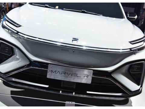 这个R标的车心向科技 荣威集智设计SUV的开山之作