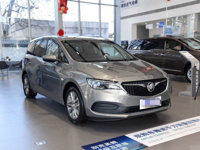 别克GL6拿出诚意,直降3.5万,新车10万出头提走,比GM6值