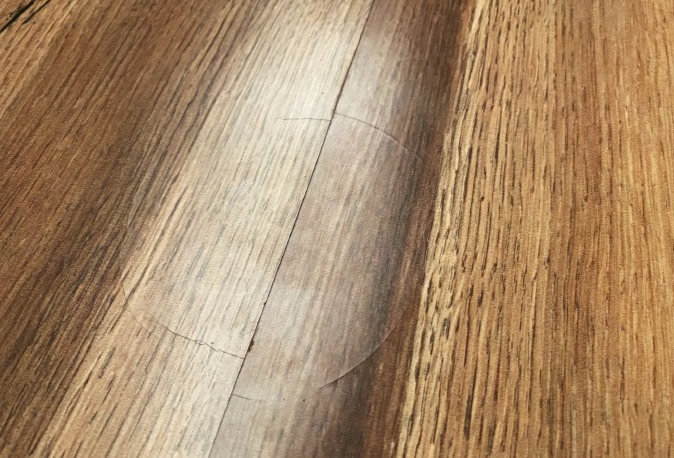 张艺兴跳舞太用力震坏地板 工作室喊话：自行报损