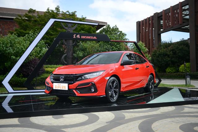 售价14.39万元起 全新CIVIC思域Hatchback携情怀而来?