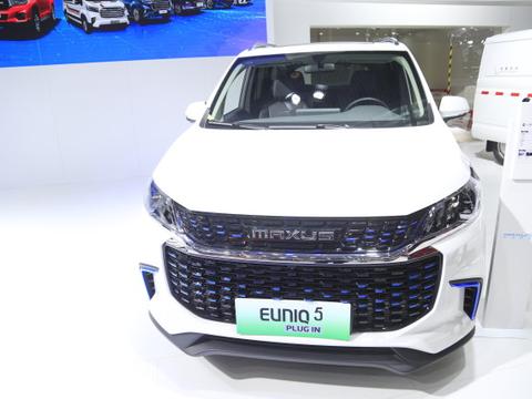 迈克萨斯EUNIQ 5插电混动，最大续航900公里，车展实拍！