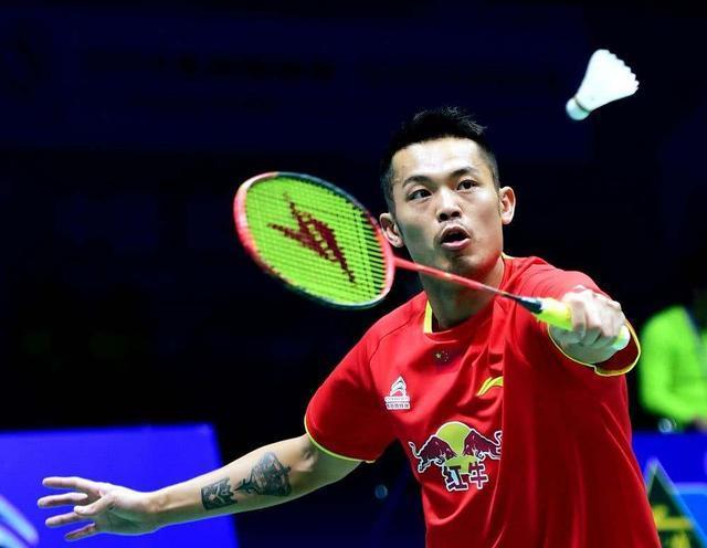 38岁谢杏芳成总裁，身高腿长“韵味十足”，顾及林丹不穿高跟鞋