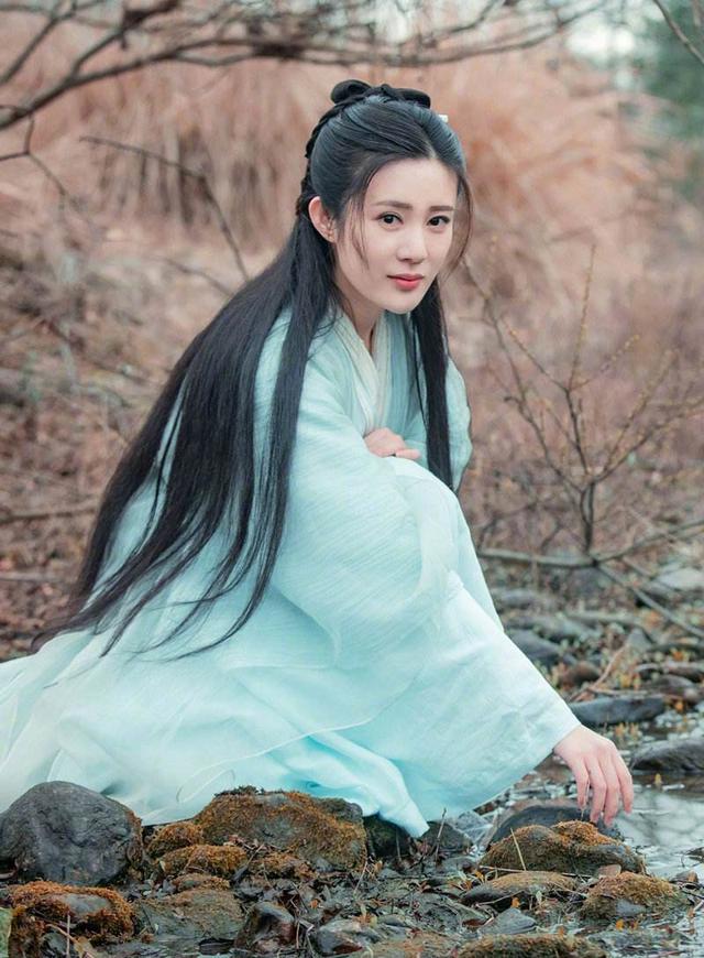 繁华人儿:肖燕,袁冰妍,赵露思,吴倩,钟祺,邬靖靖古装壁纸