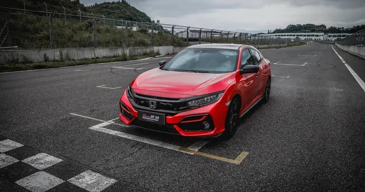 试驾全新思域Hatchback：连TA的“呼吸”都令人着迷