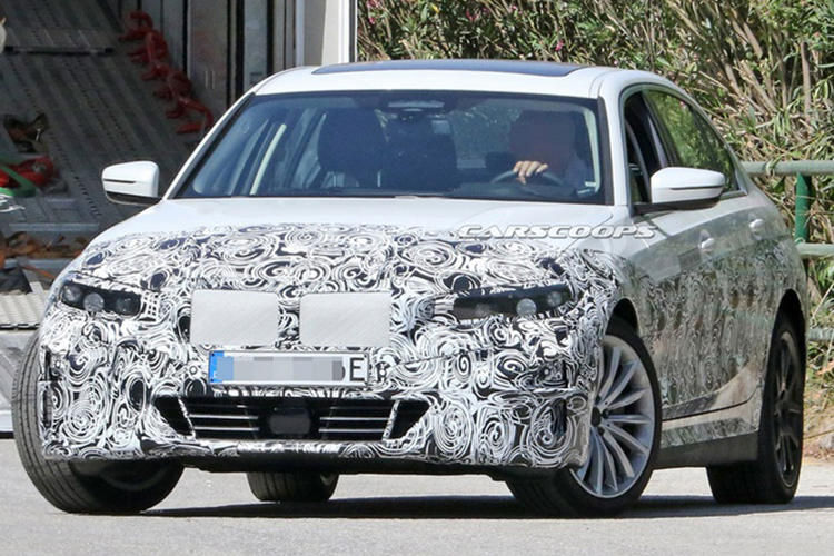 正面硬刚Model 3?宝马3系纯电谍照曝光,2021年开售