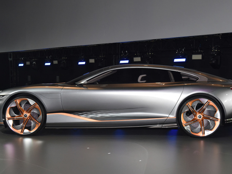 岚图首款概念车——i-Land首发亮相