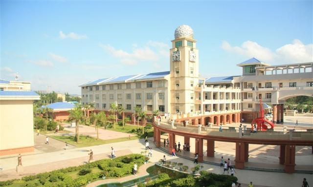 钦州二中高考排名_钦州四所好高中,2020高考喜报,钦州二中一本上线猛增