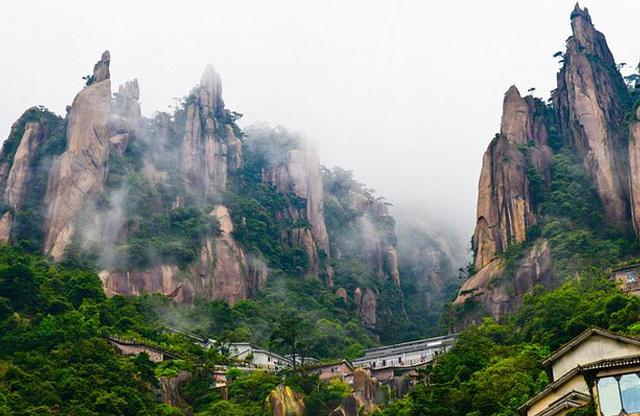 江西最值得一去的大山风景绝美的道教名山是世界自然遗产