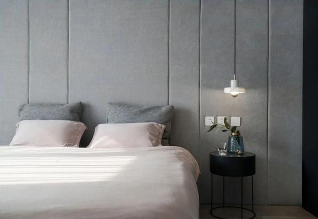 北京夫妻晒出150㎡二手房,毫无豪华感,一进屋却被吸引,太高级