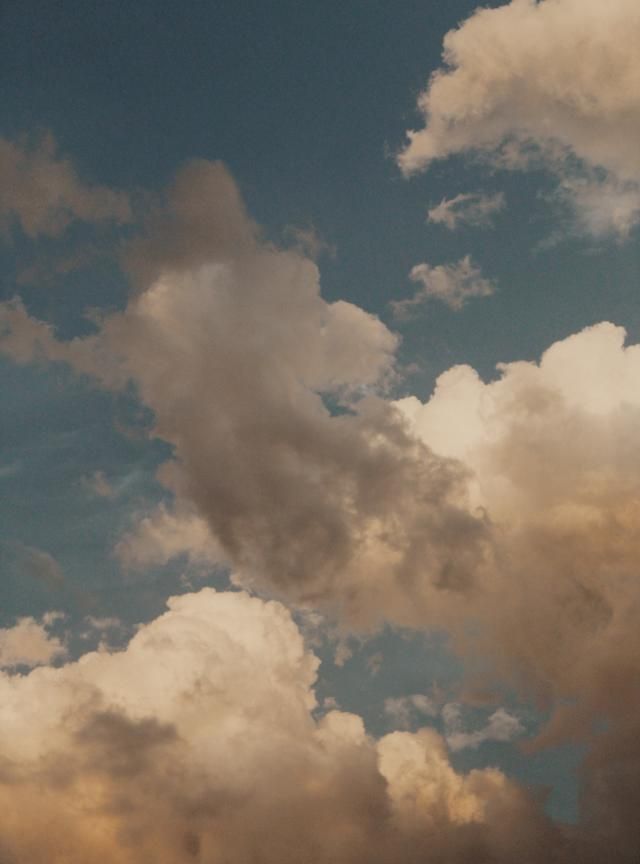 宋代诗人很豪放的一首词,句句豪横的不得了,最后9字却转为心酸