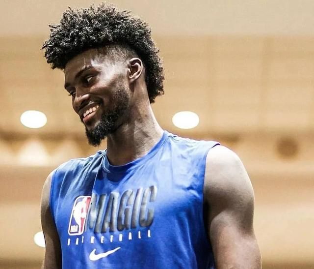 又是戏法队1号!NBA天才前锋重伤!或遭受十字韧带撕裂