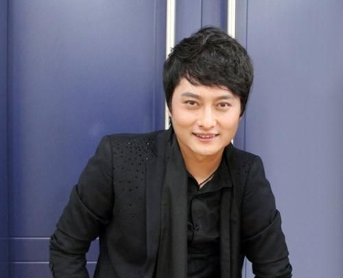 看房,但豆瓣得分高达8.3分,你看到这个《十二公民》了吗?