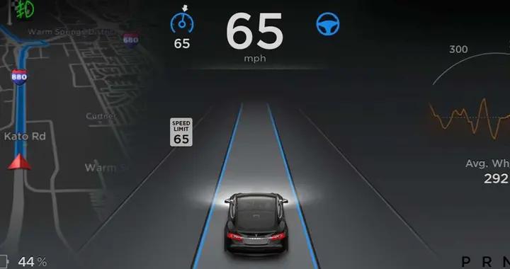特斯拉Autopilot受争议要改名？马斯克称该想法“愚蠢”