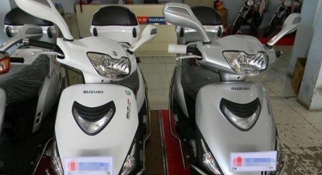 豪爵125海王星,FI电喷发动机功率6.9kW
