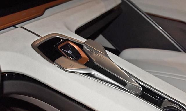 造车新势力来了！岚图首款概念车能否构建未来蓝图