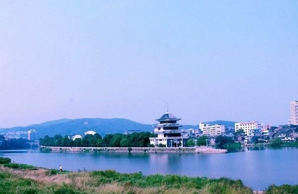 醴陵人口_株洲各区县人口与经济一览:攸县常住人口63.04万,GDP420多亿!