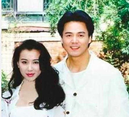 张庭老公林瑞阳年轻时也是一英俊小伙,而倪大红也曾神似过吴彦祖