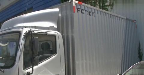 新车方向盘异常抖动，车主退车遭拒，4s店：只修不换，送三次保养