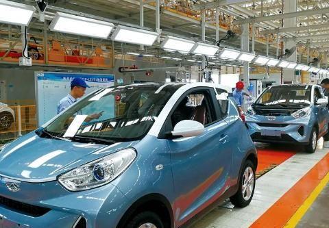 车主的疑惑：都是电动，为啥四轮改的新能源被提倡，两轮却被限？