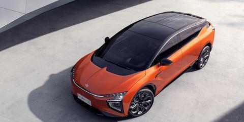 霸气喊话“灯厂”奥迪，高合HiPhiX不止车灯玩儿的溜