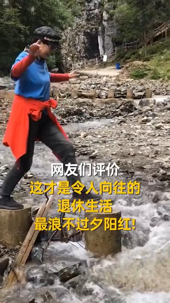 老年主播活出向往的退休生活,直播行业远比想象中更包容